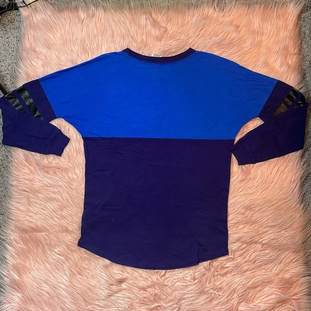 PINK Victoria’s Secret Oversized Blue & Black Long Sleeve‎ Woman’s Shirt size XS